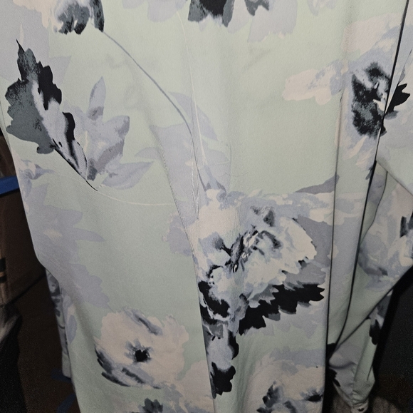 Calvin Klein Womans Long Sleeve Blouse - Picture 10 of 10